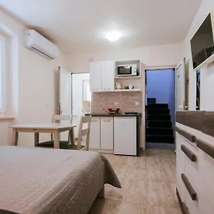 Ema House Apartmán